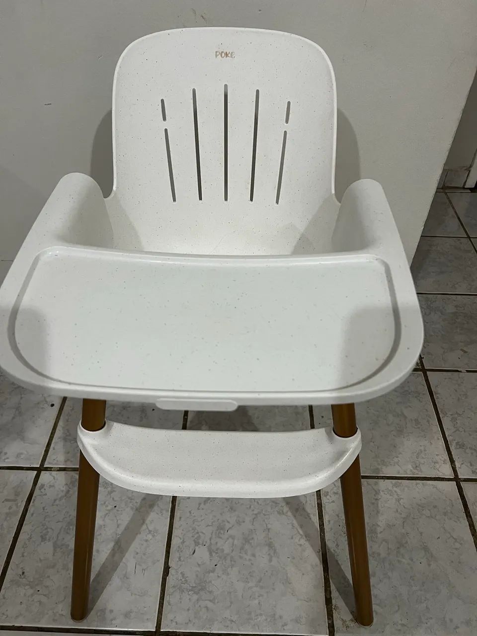 Cadeira de alimentação 
