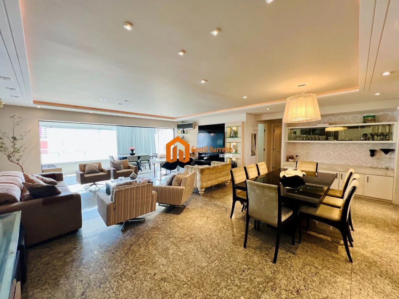 Planta inteligente, com ambientes bem distribuídos nesse apartamento com 220m² - Foto 2