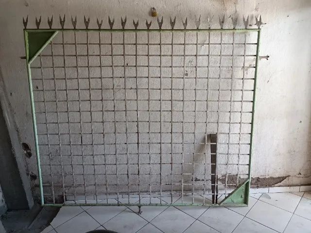 Grade de ferro 
