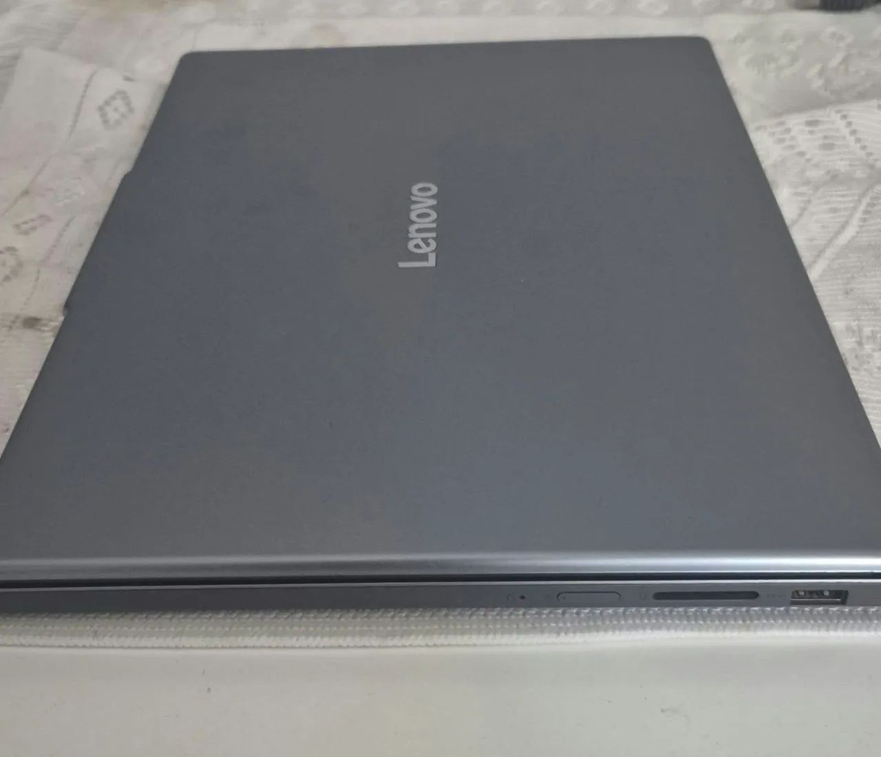 Notebook Lenovo slim - Foto 2