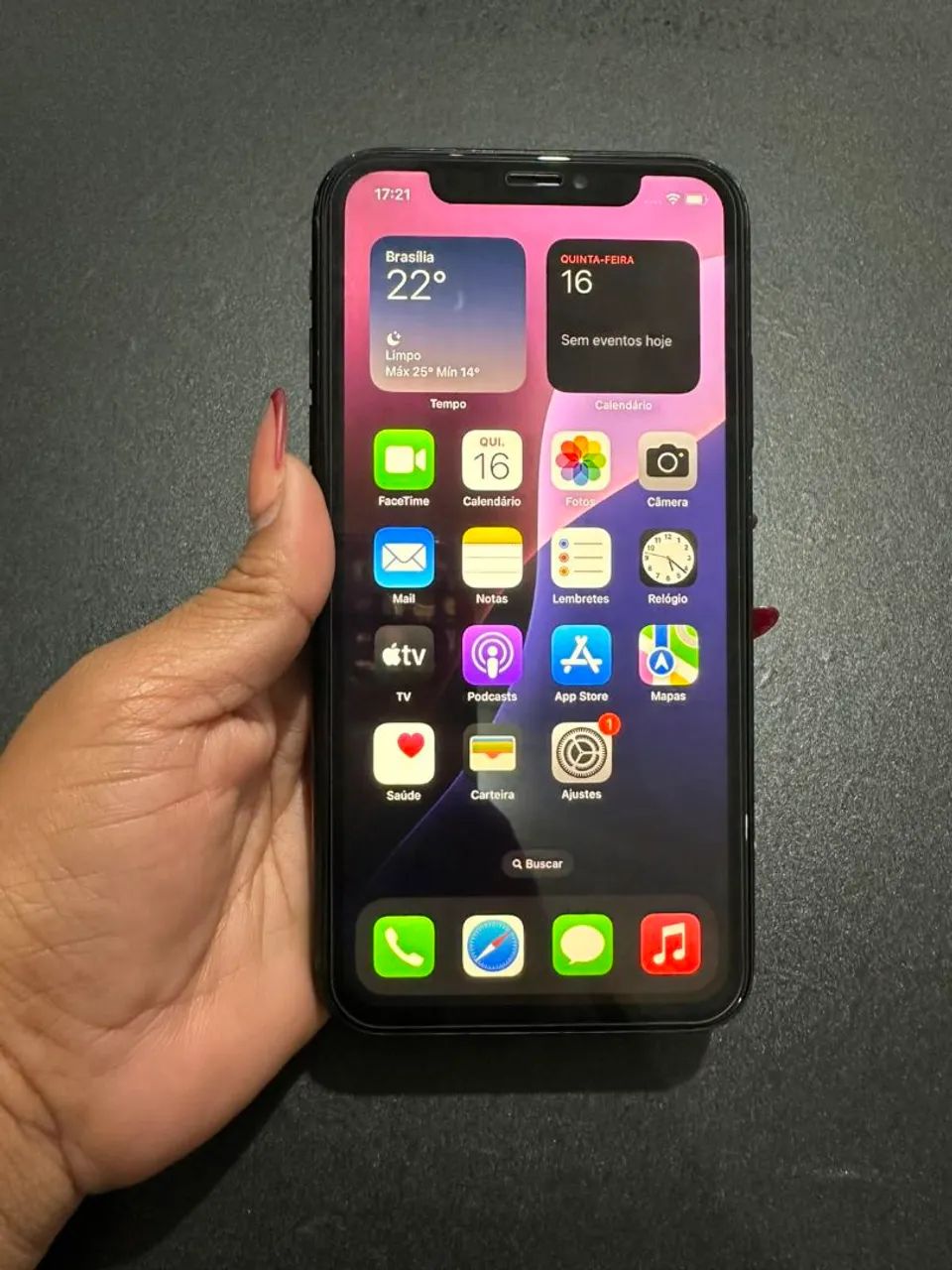 iPhone XR 
