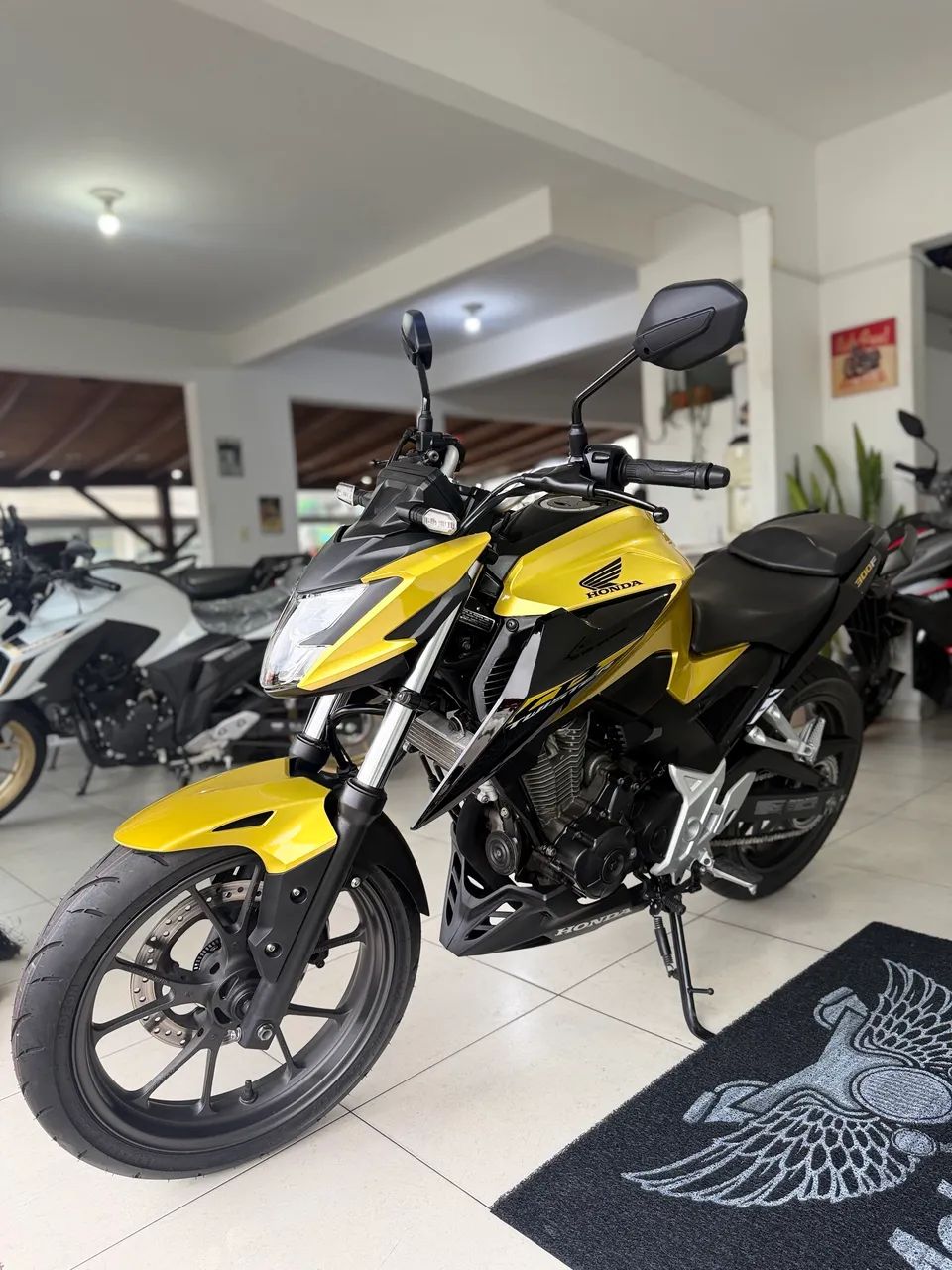 Honda CB 300 Twister Abs - 2023 IMPECÁVEL  - Foto 4