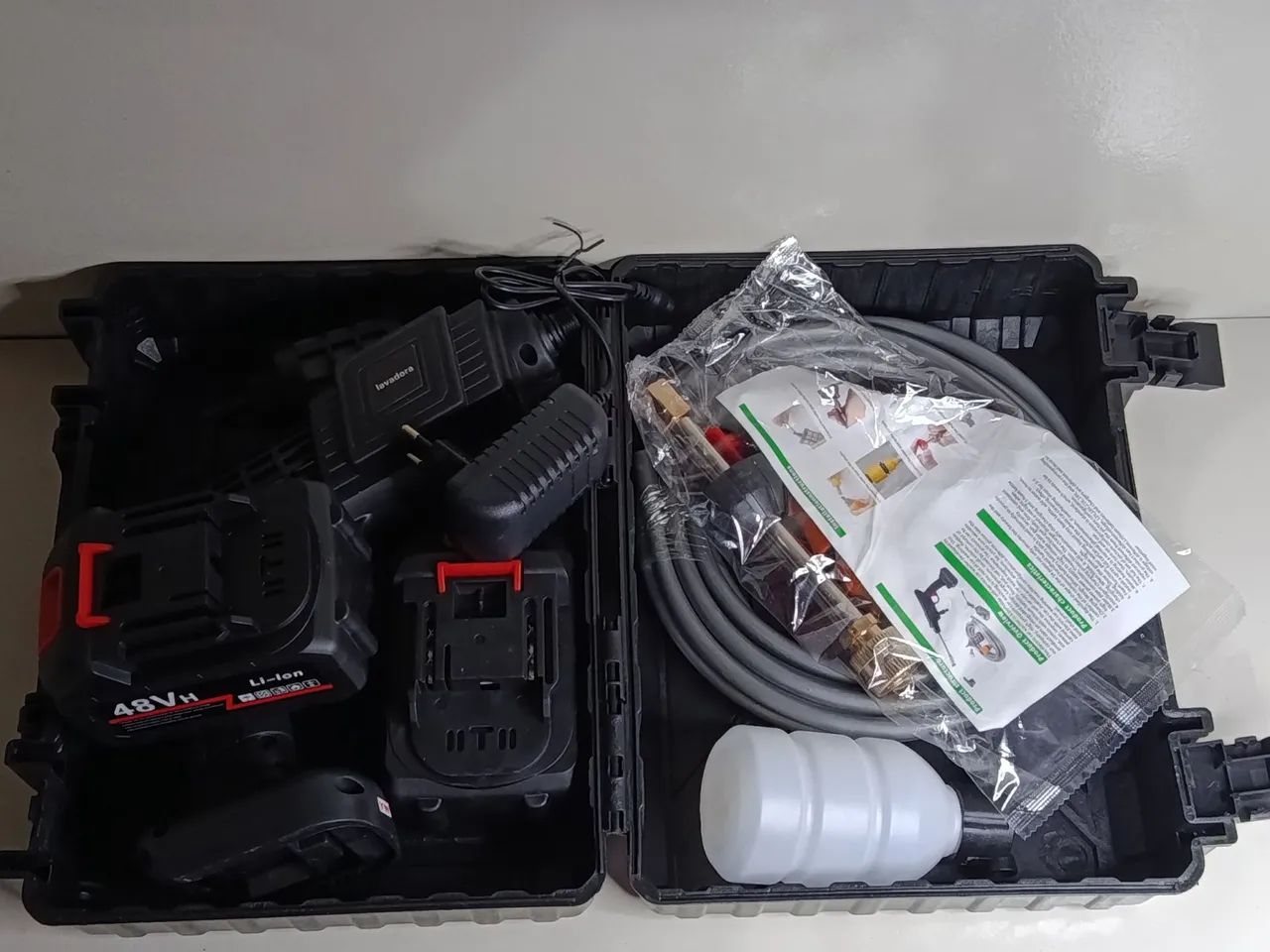Lavadora a Jato Sem Fio Alta Pressão com 2 Baterias + Maleta - Foto 5