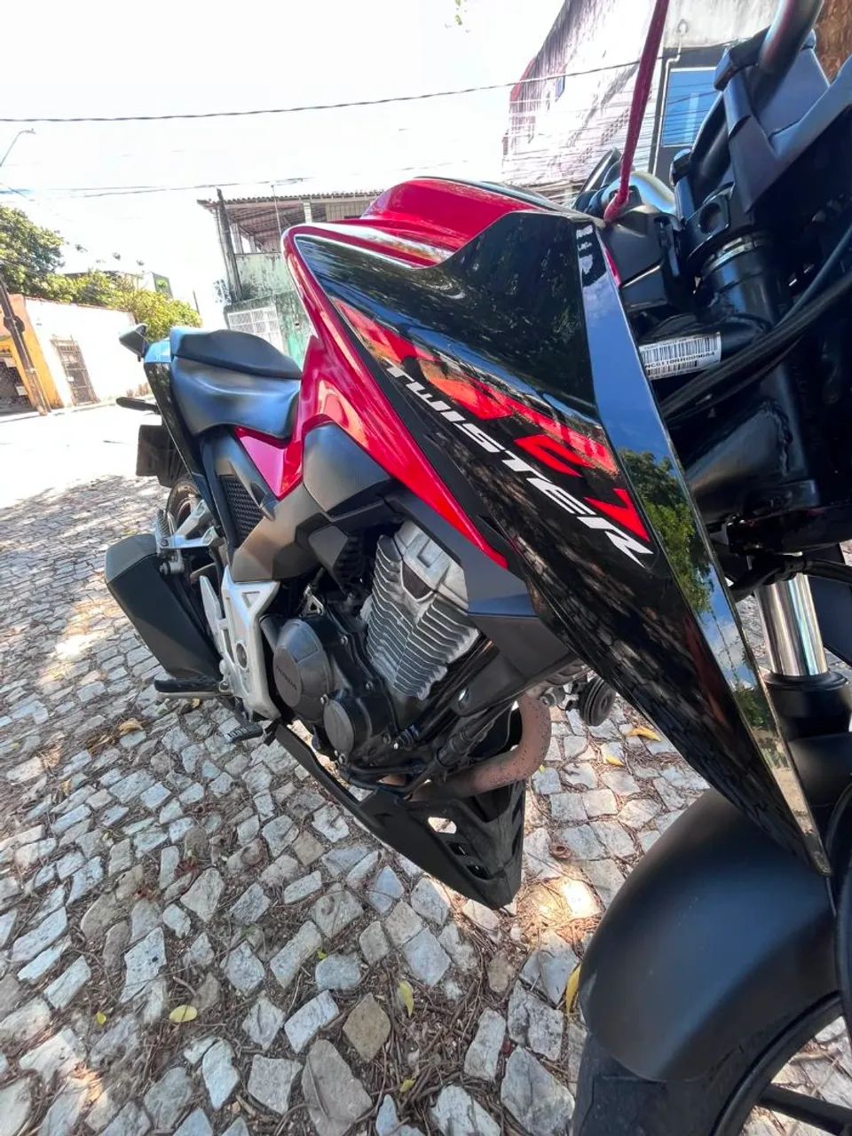 Cb300 F 2024 - Foto 3