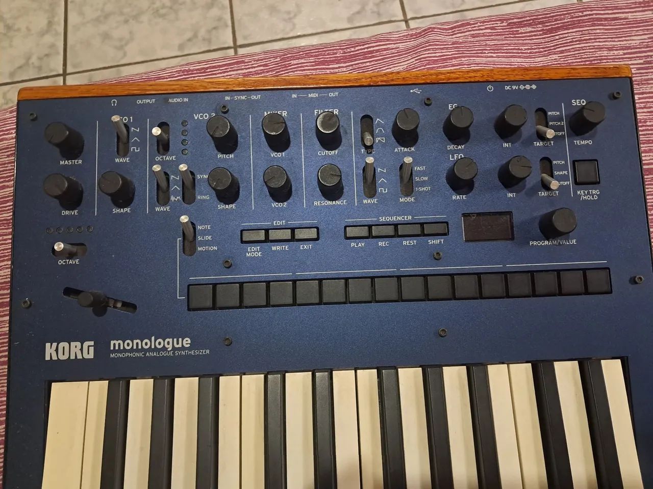 Korg monologue teclado sintetizador - Instrumentos musicais