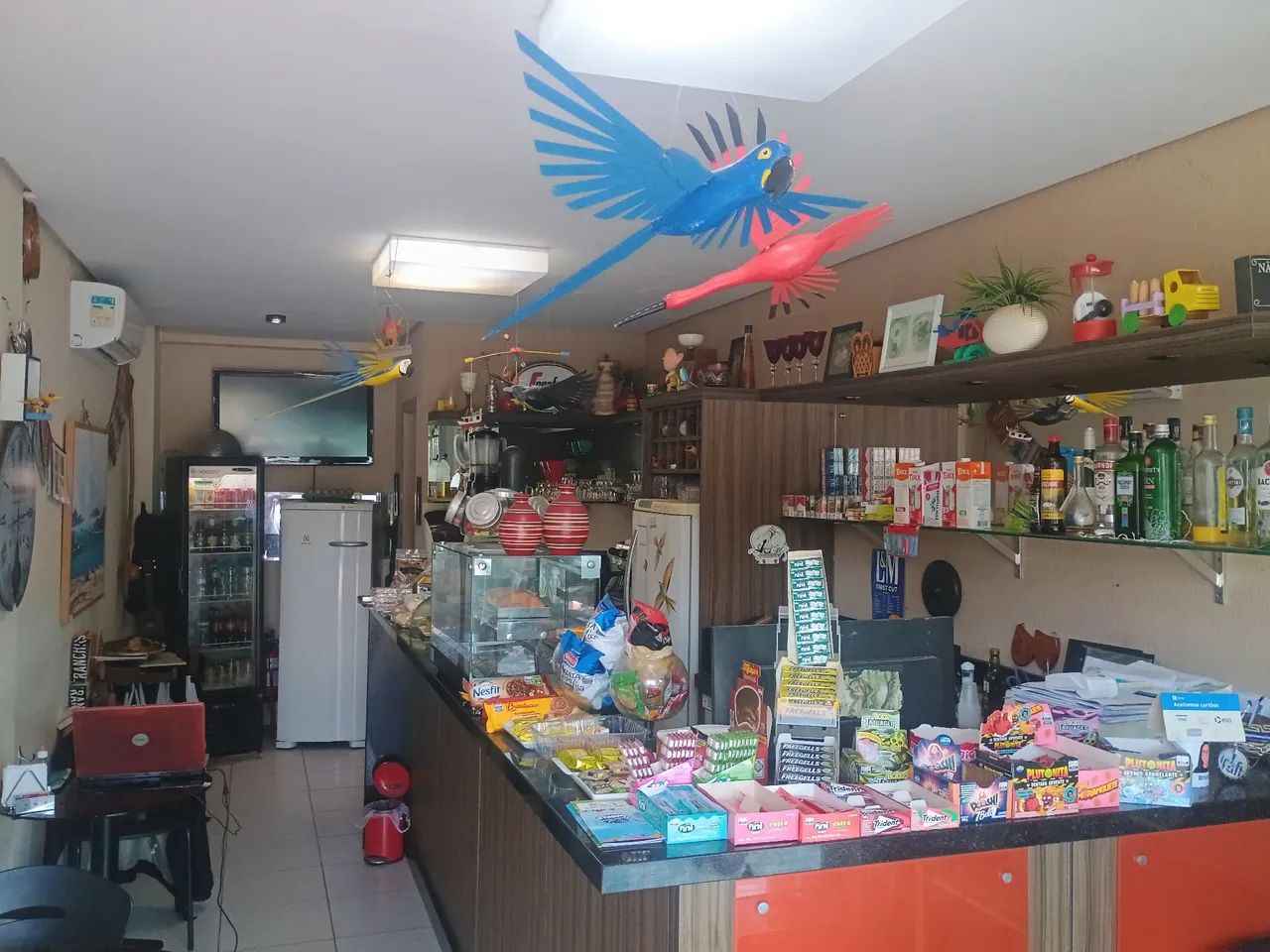 Vendo Cafeteria para desocupar sala 