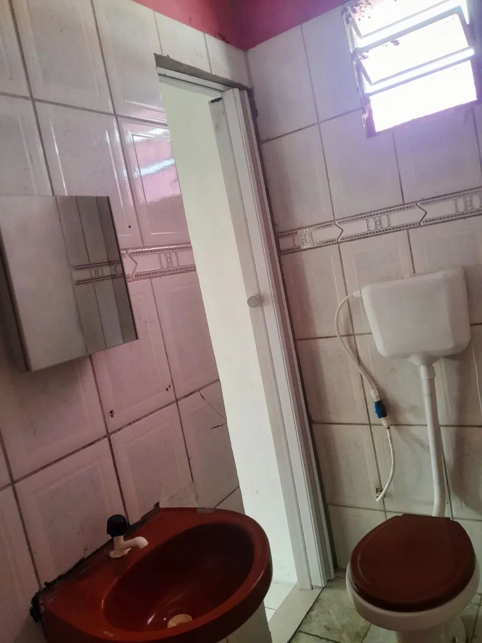 Aluga-se um quarto - Foto 4