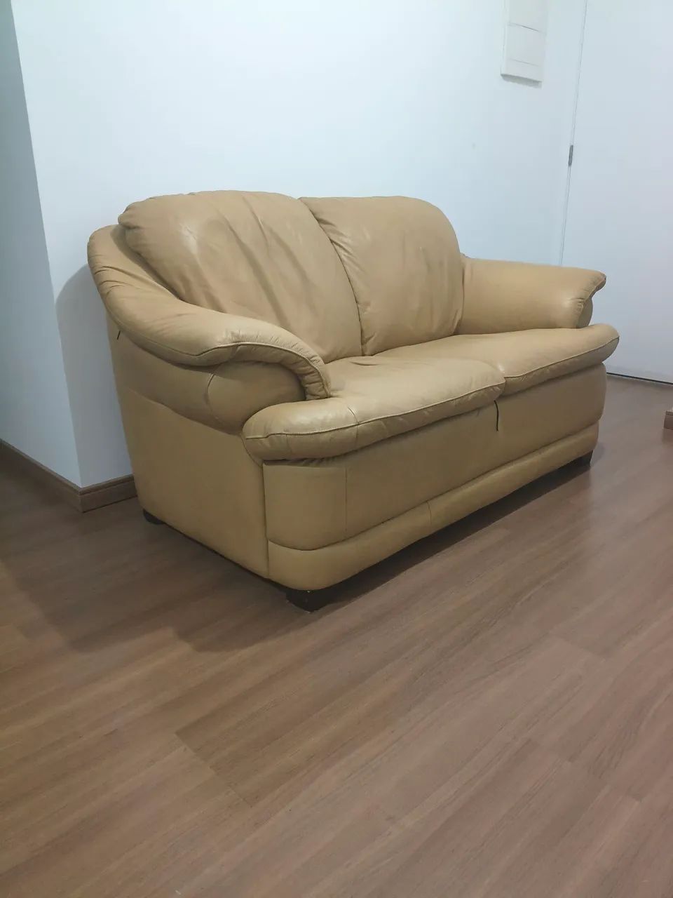 Sofá de couro