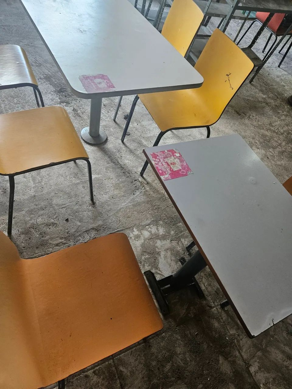 Mesas para sorveteria e lanchonetes. Completa com as cadeiras. - Foto 3
