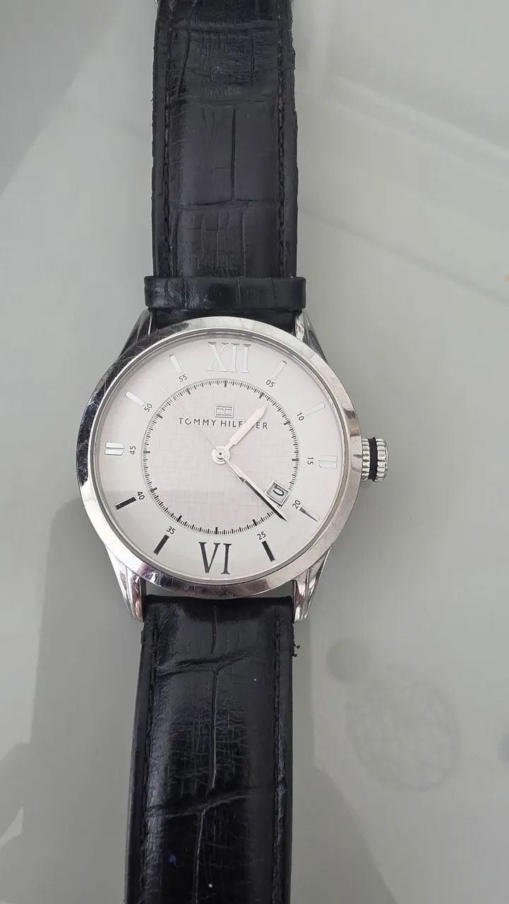 Relogio Tommy Hilfiger Branco - Classico - Foto 2