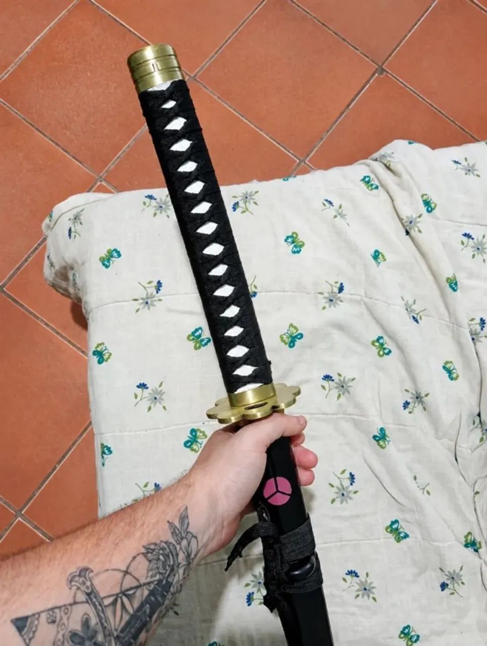 Katana Zoro - Decoração + Suporte para Parede - Foto 4