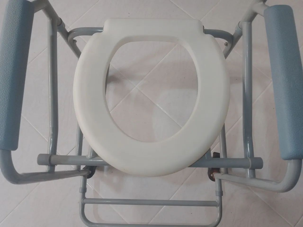 Cadeira de Banho  - Foto 2