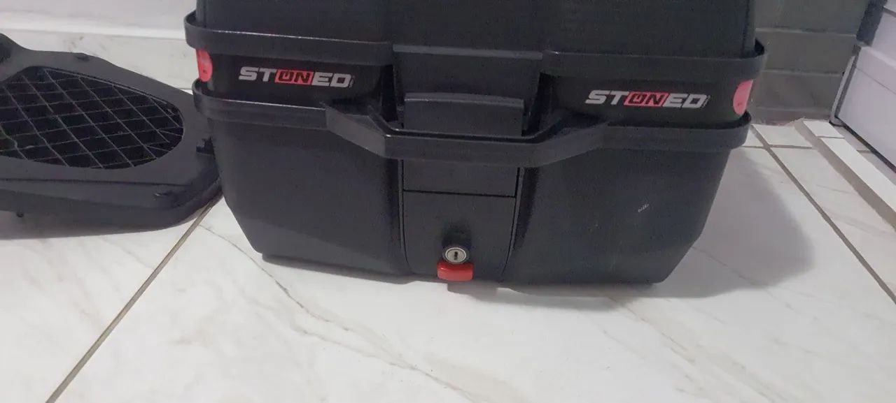 Baú para moto 35 litros preto - Foto 5