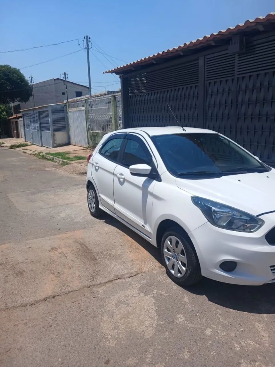 Ford Ka 1.0 SE/SE PLUS TIVCT FLEX 5P 2015