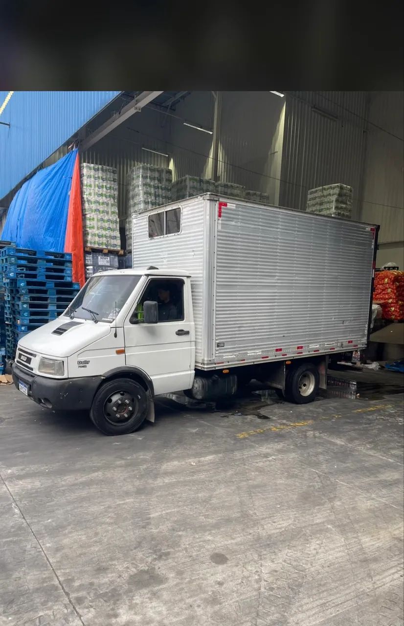 Caminhão Iveco daily 2004  - Foto 4