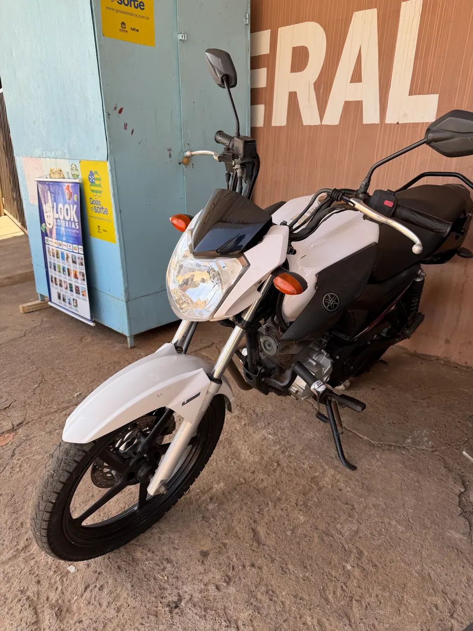 Yamaha Factor 150 Branca  - Foto 3