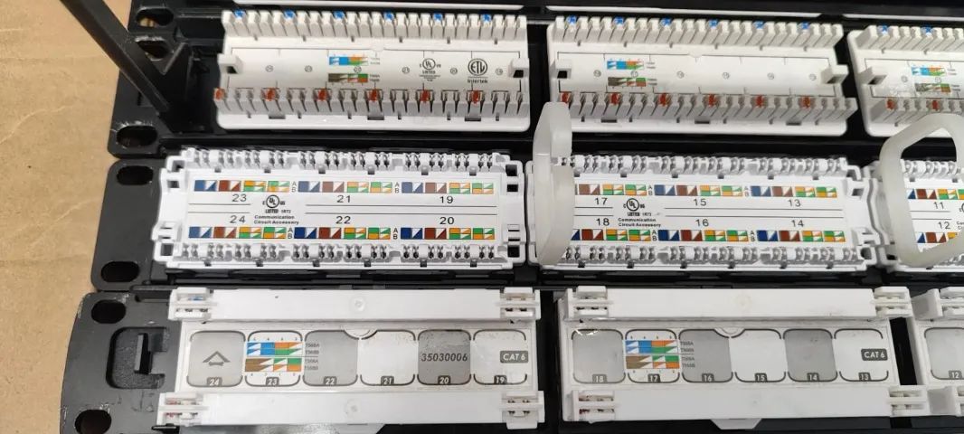 Lote Patch Panel Furukawa CAT6 24 Portas - GigaLan e Soho Plus - Foto 4