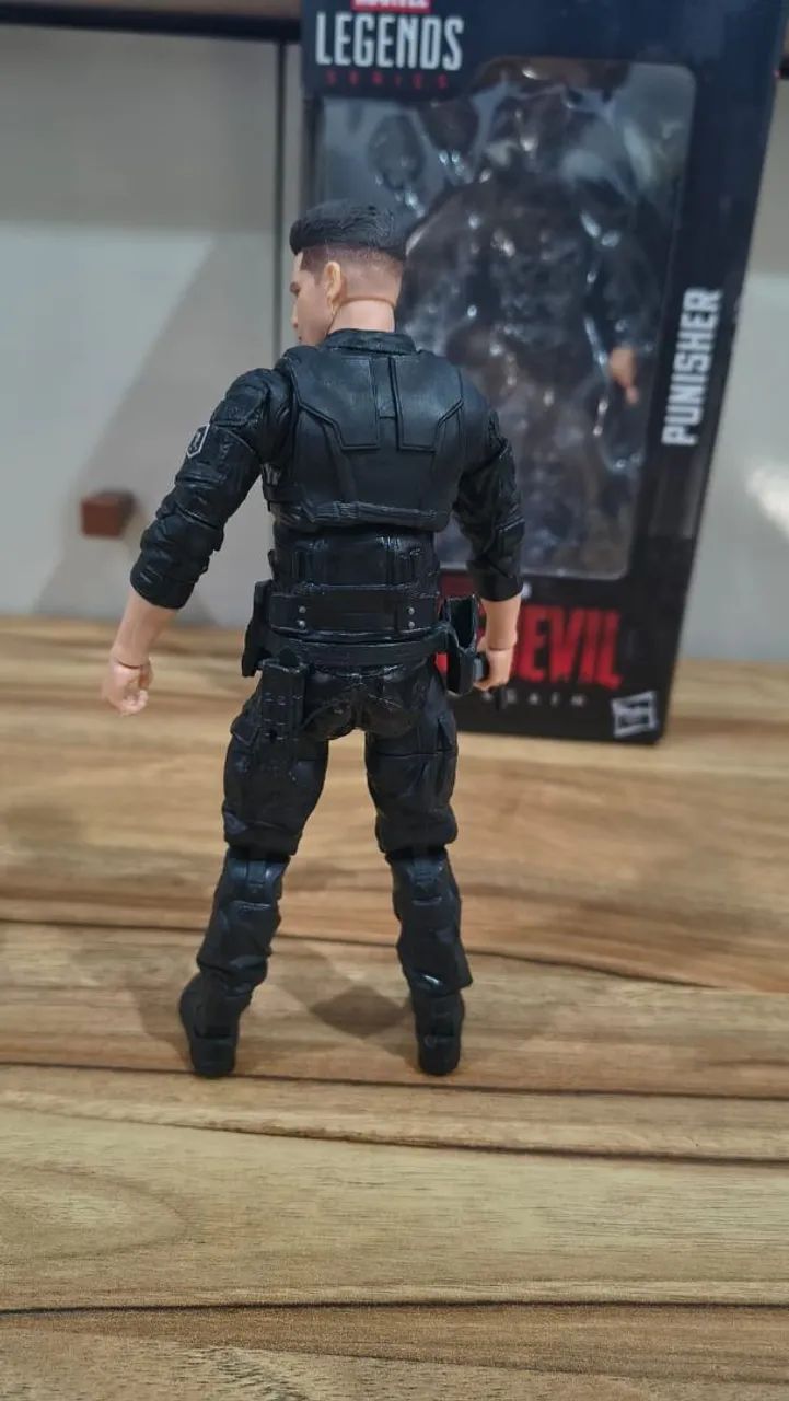 Justiceiro Marvel Legends  - Foto 2