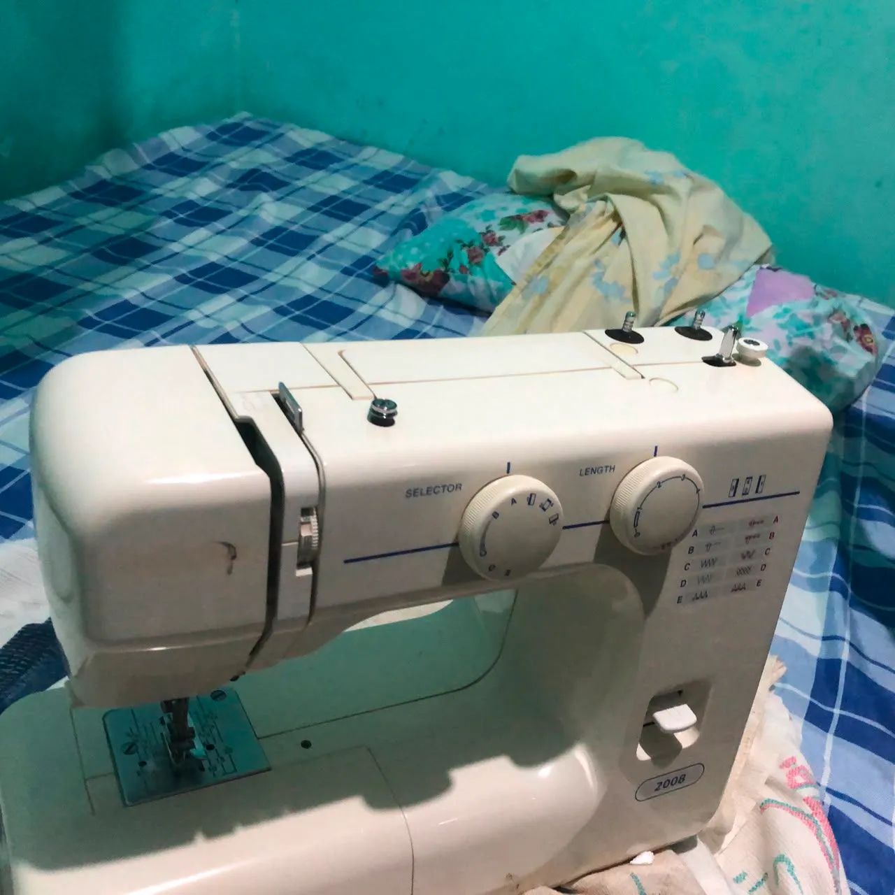 Máquina de costura  - Foto 4