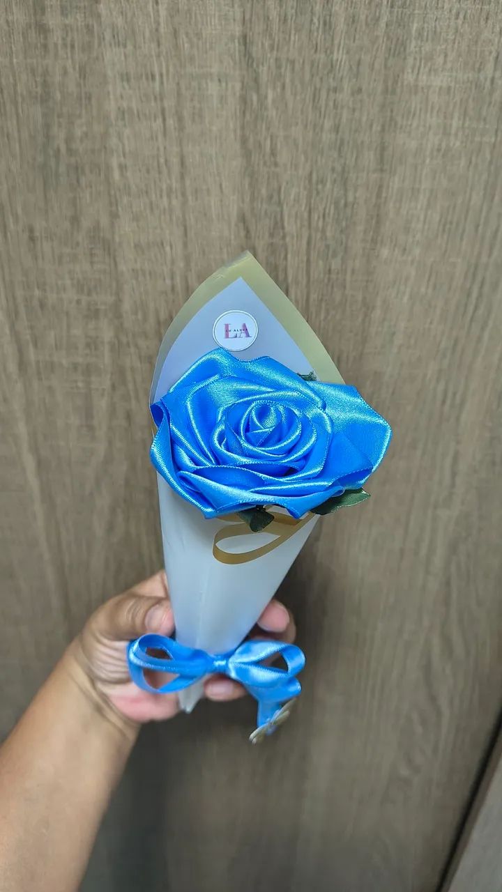 Rosa de cetim  - Foto 5