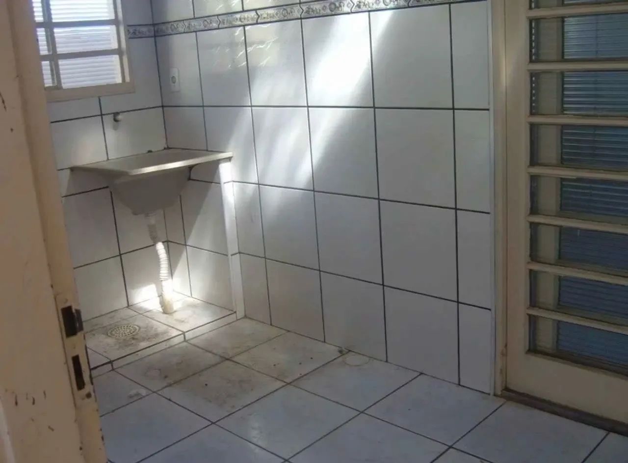 VENDO CASA CIDADE OPERARIA- IS - Foto 3
