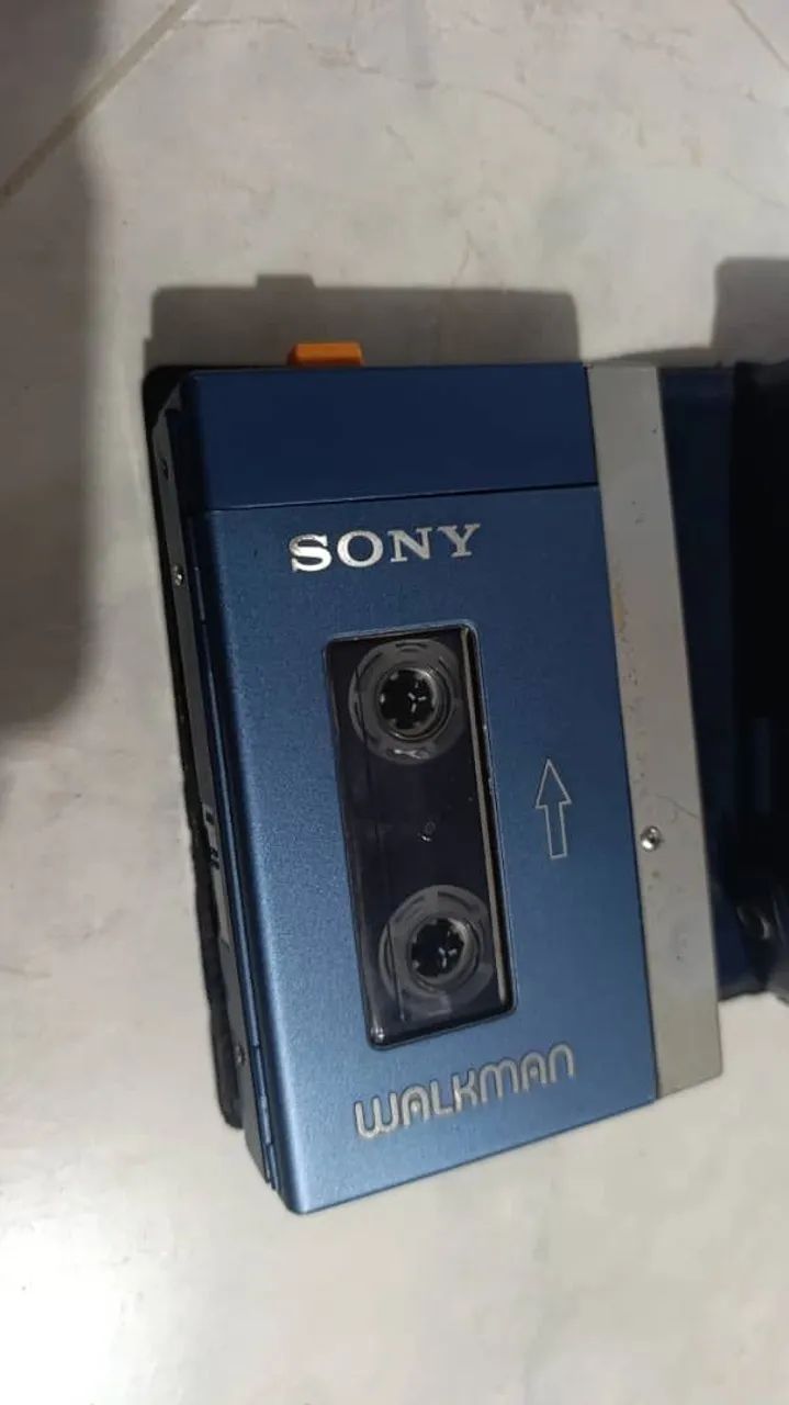 Walkman Sony TPS-L2 o primer walkman da historia 