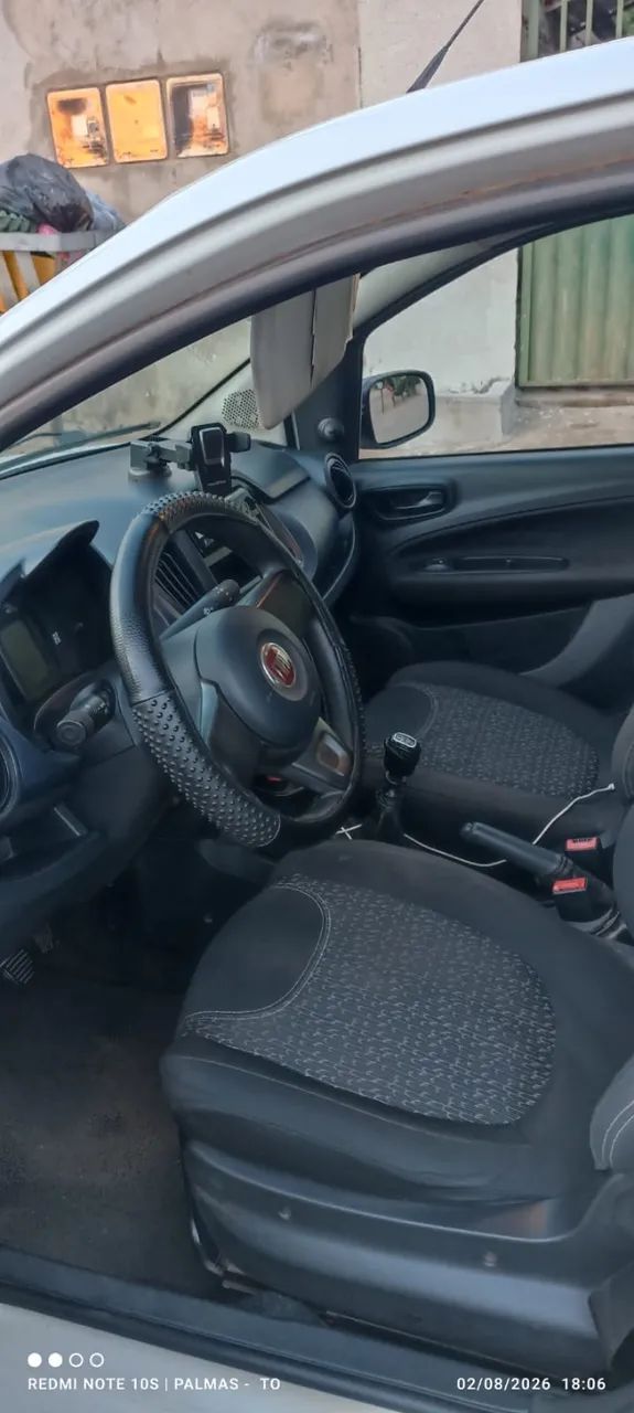 Fiat Uno Attractive 1.0 EVO Fire Flex 8V 5P 2021 - Foto 5