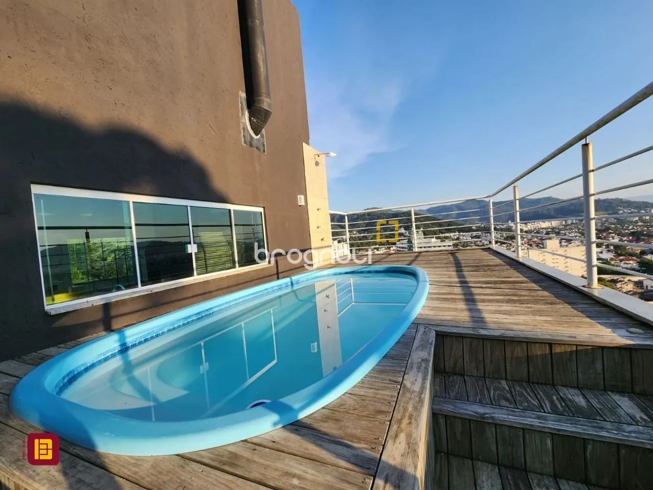 Casa no Itacorubi com 4 dorms com piscina - Foto 2