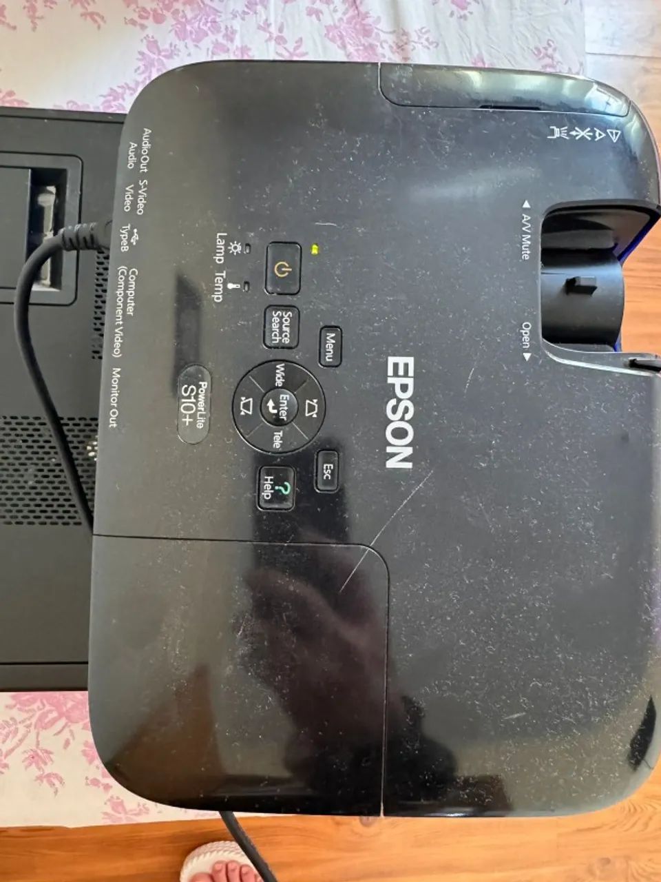 Projetor Epson PowerLite S10+  - Foto 2