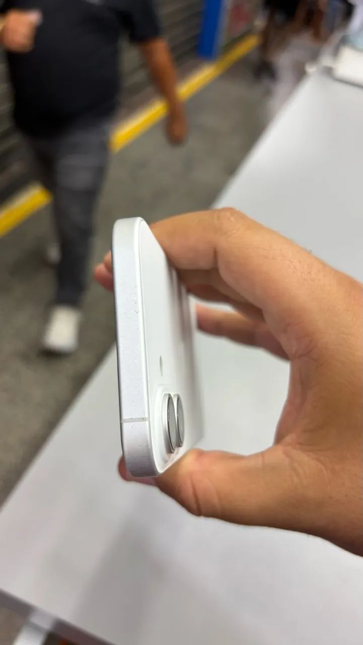 Iphone 16 512gb silver 88% - Foto 4