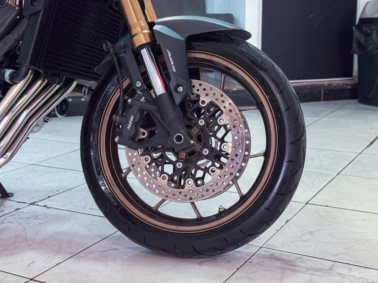 CB 650R NSC ABS 2022 COM APENAS 9.000 KM - SUPER EXCLUSIVA  - Foto 10