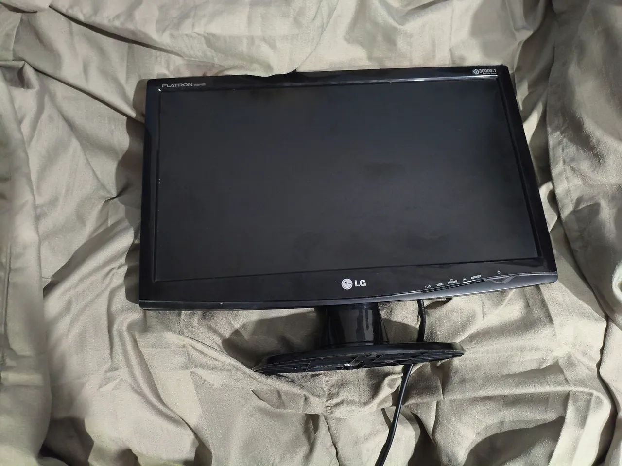 Monitor LG Flatron 20" W2043S (Para Retirada de Peças)