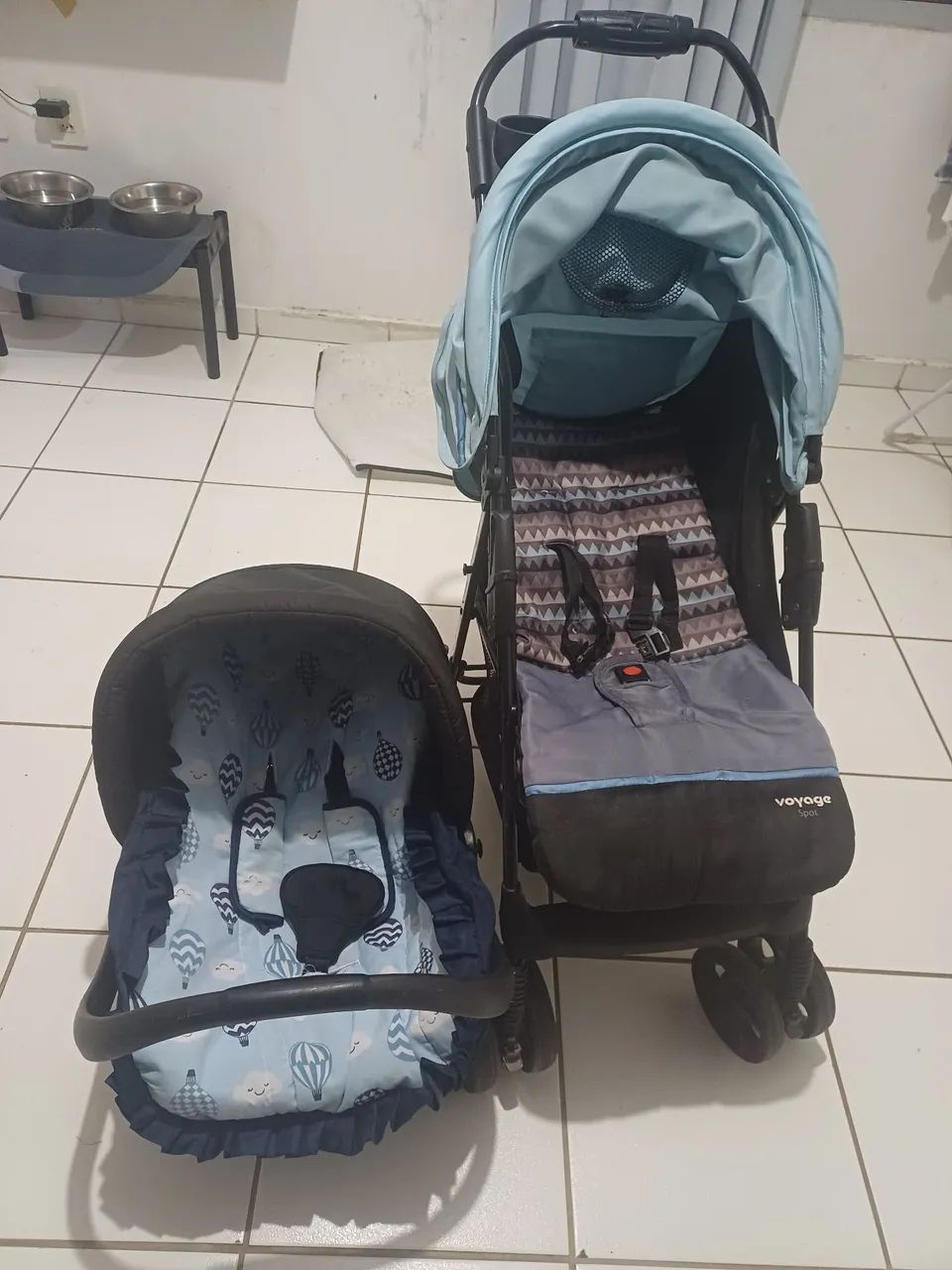 Kit bebê conforto e carrinho 