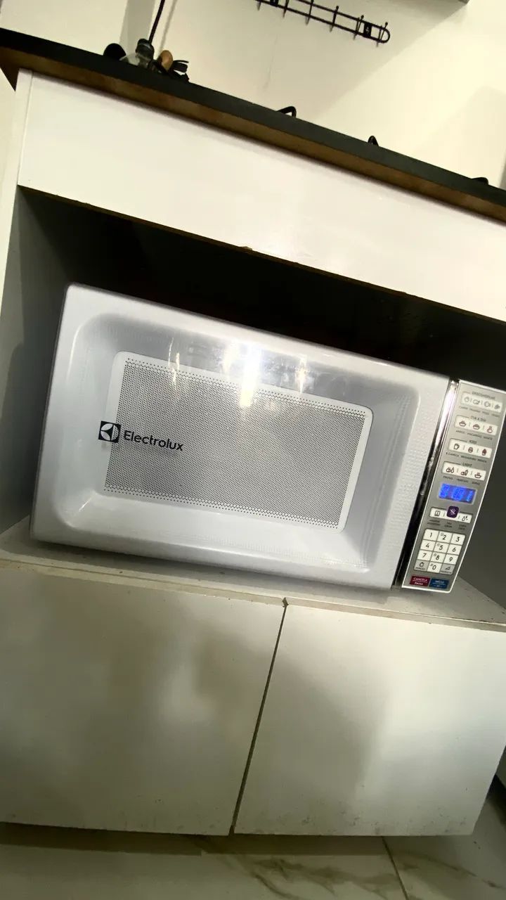 MICROONDAS ELECTROLUX 34L - Foto 2