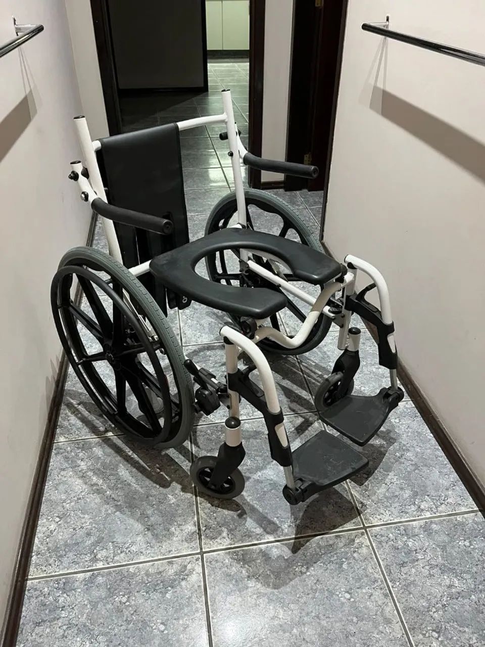 Cadeira de banho H1 Ortobras  - Foto 5