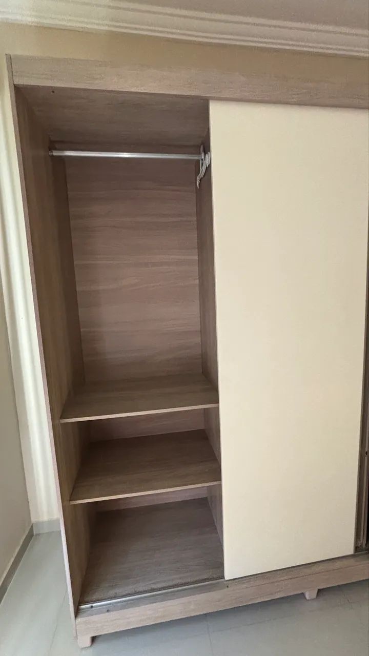 VENDO guarda roupas em Ilhéus - Foto 2