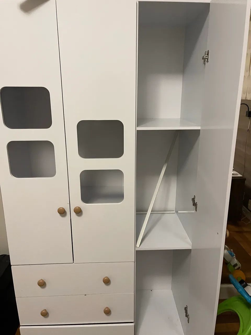 Guarda roupa infantil 
