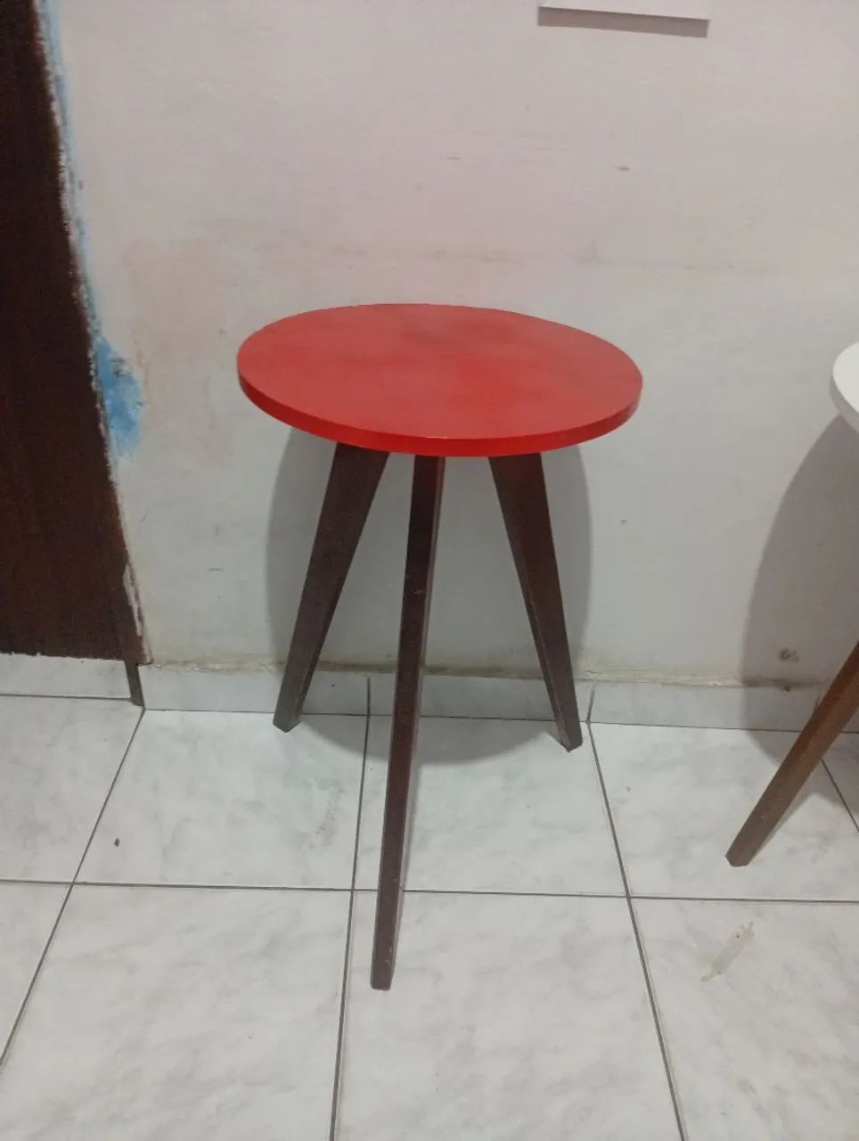 vendo mesinha de canto 
