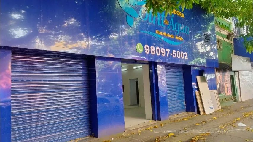 Aluga-se Loja 2 pisos 155m² Av. Generalíssimo Deodoro n° 1247 próximo à Av. Nazaré.