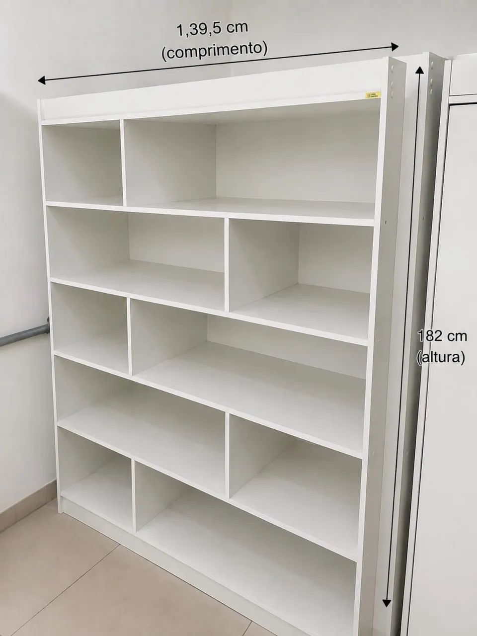 Armários com divisórias 