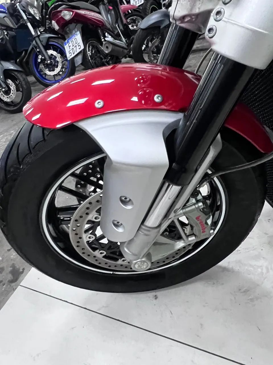 TRIUMPH ROCKET III R - Foto 3