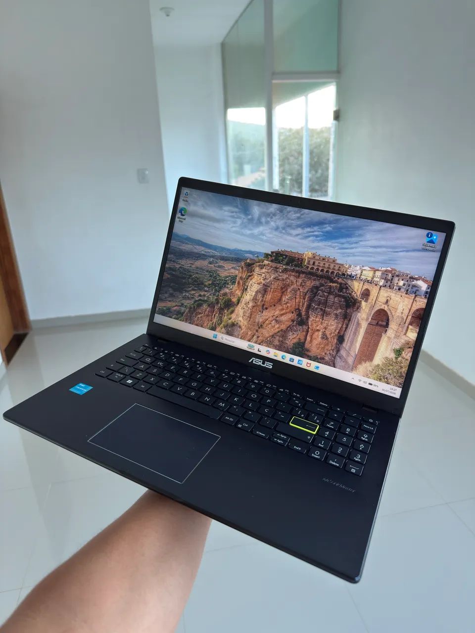 Notebook ASUS  - Foto 5