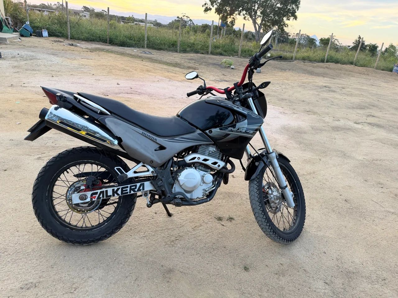 Falcon Honda NX-4 - Foto 3