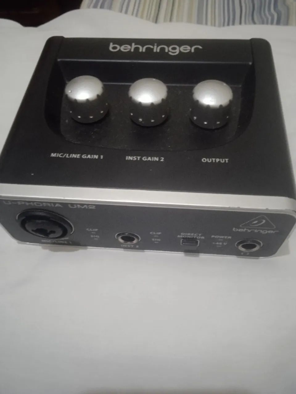Interface Behringer u-phoria UM2 (leia a descrição)  - Foto 4