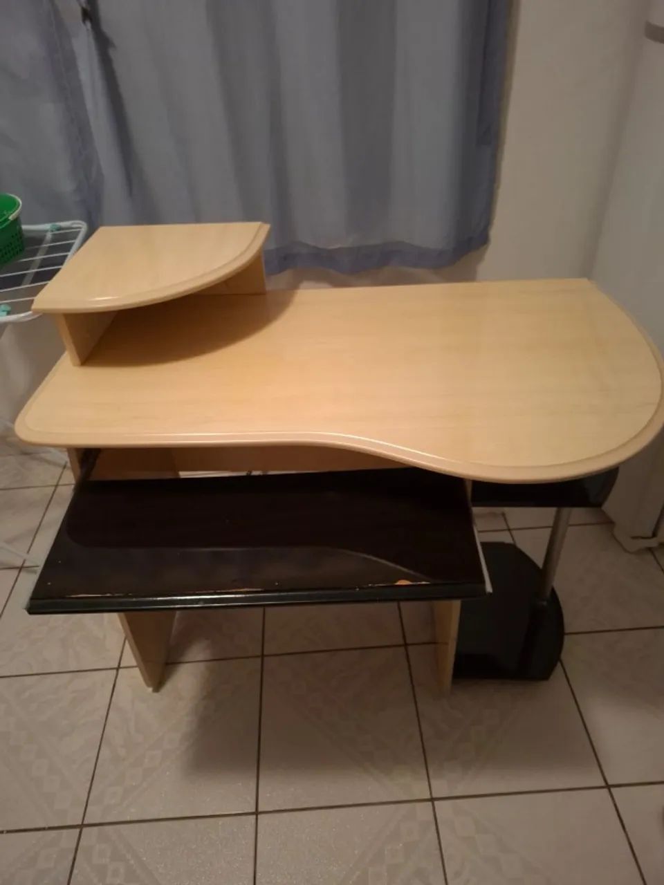 Escrivaninha de PC