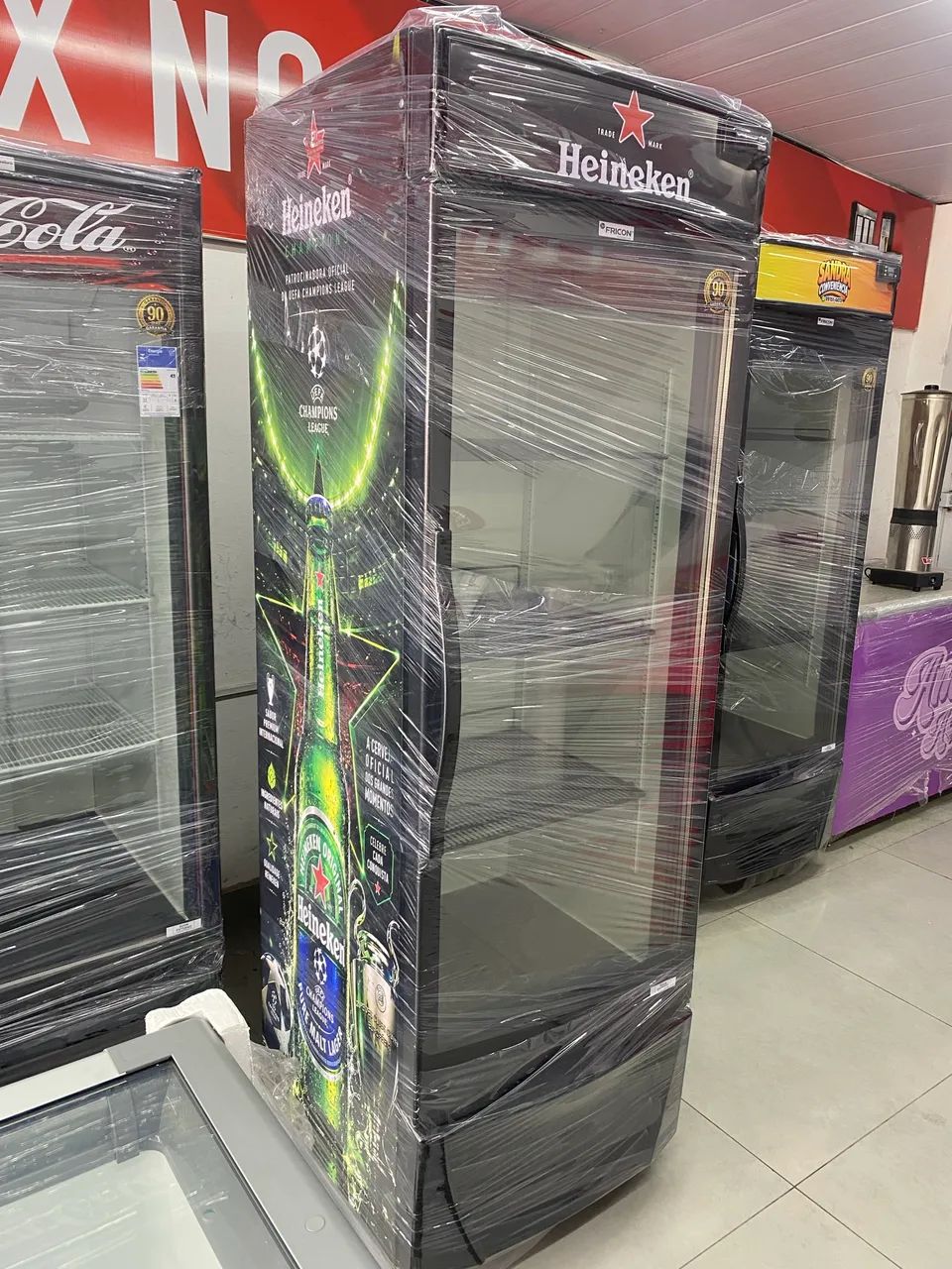 Expositor e cervejeira