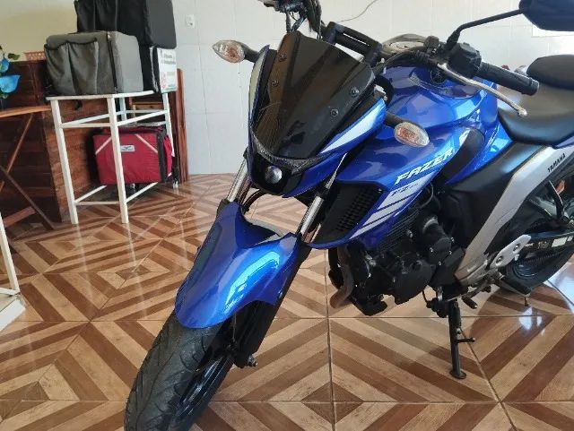 Faz25 com 11 mil km rodados  - Foto 3