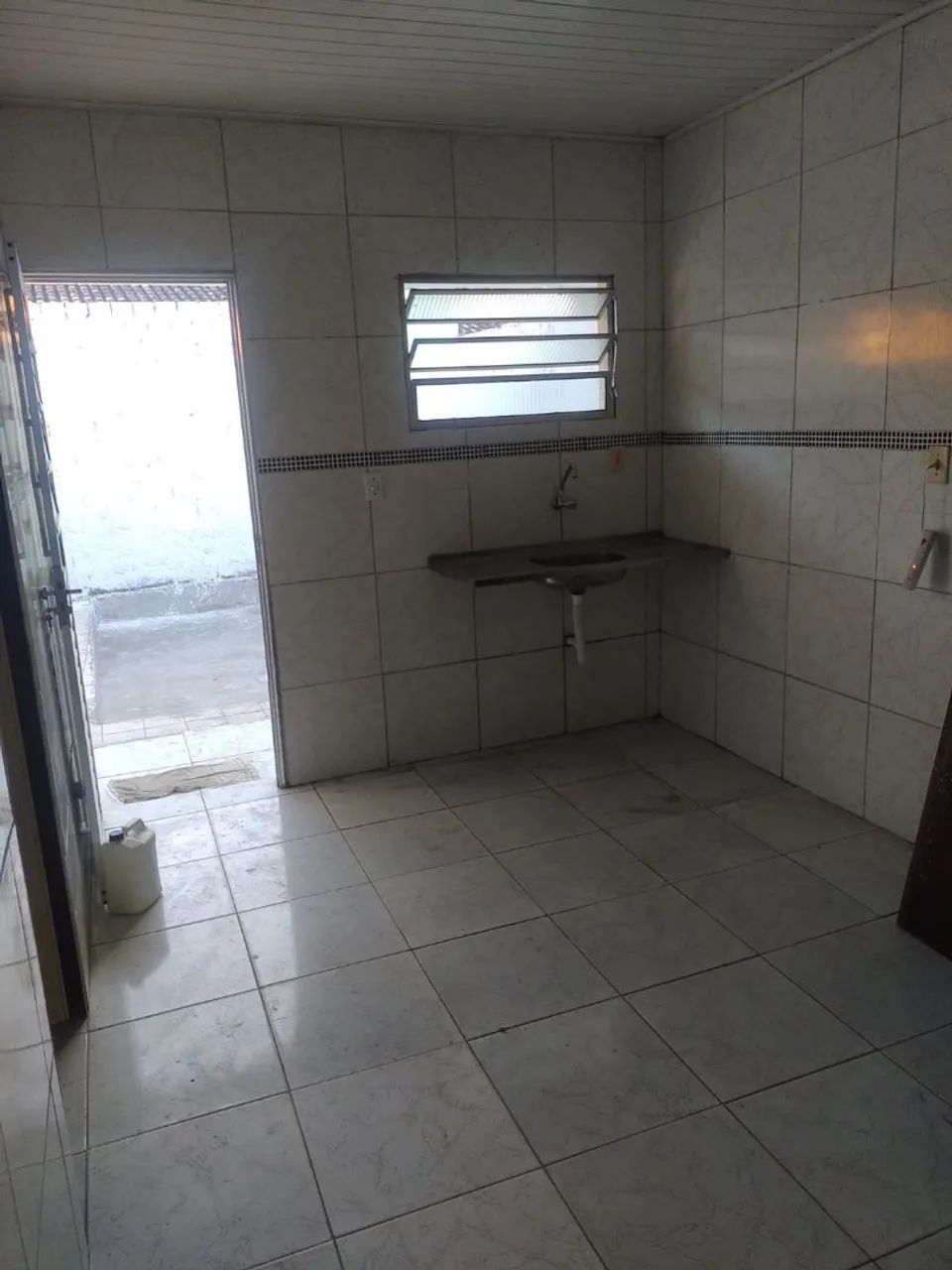 Alugo casa ou Vendo a chave - Foto 4