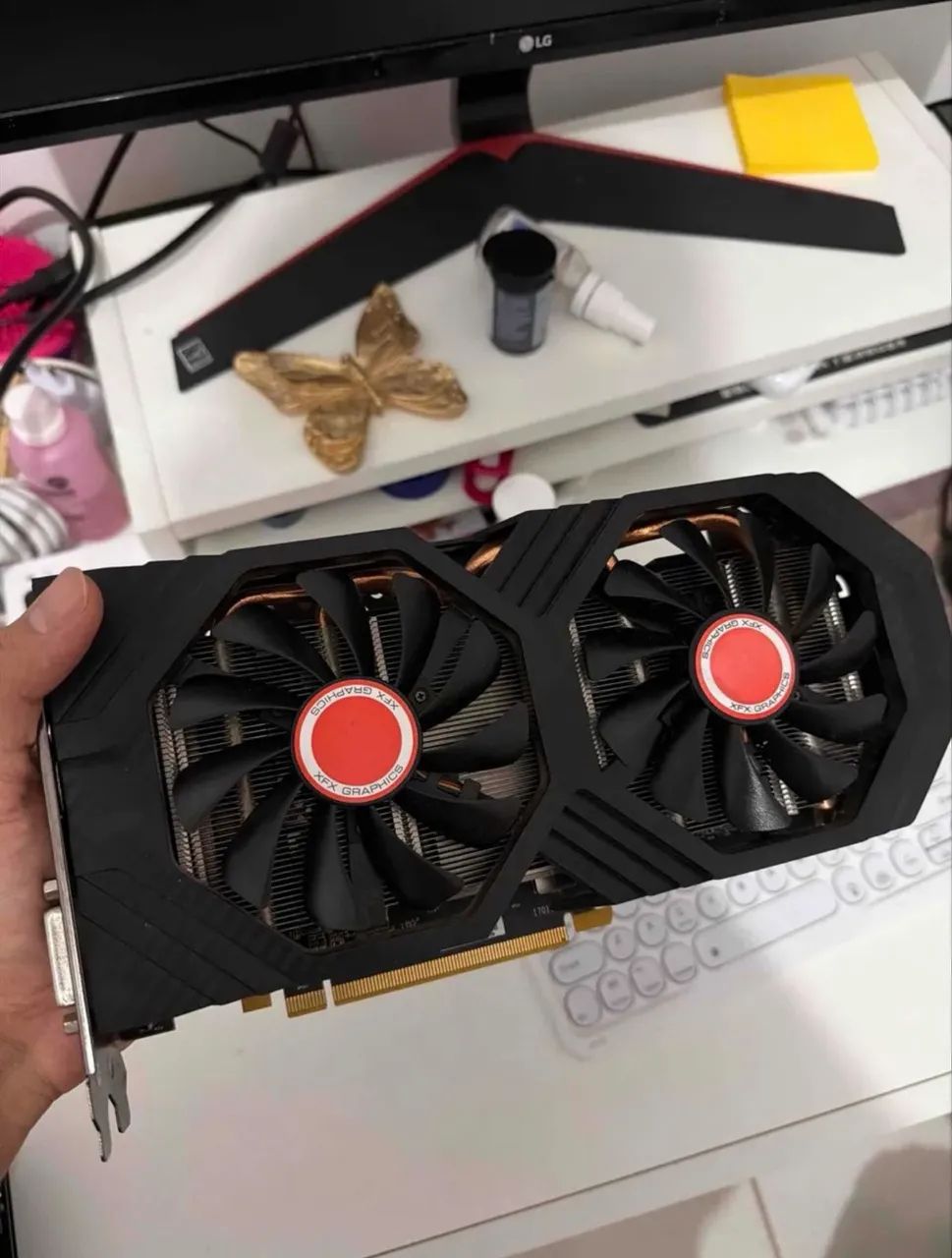 AMD Rx 580 4gb XFX semi nova