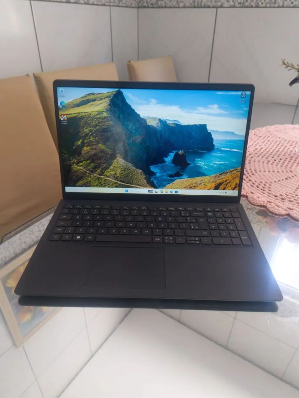 Dell i3 11°geração 20gb memória ram ddr4 e SSD 240gb - Notebooks